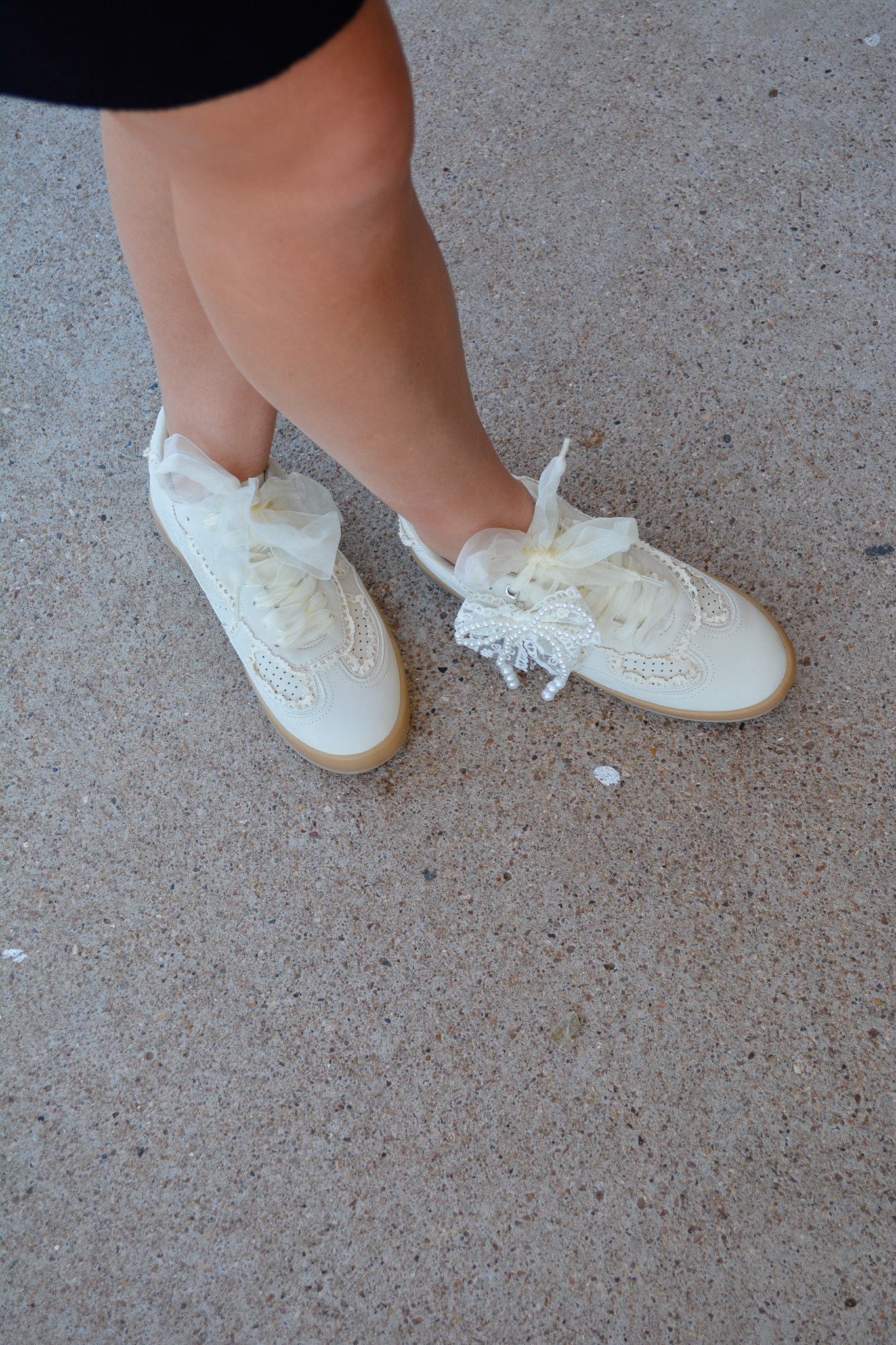 Elannor Sneakers