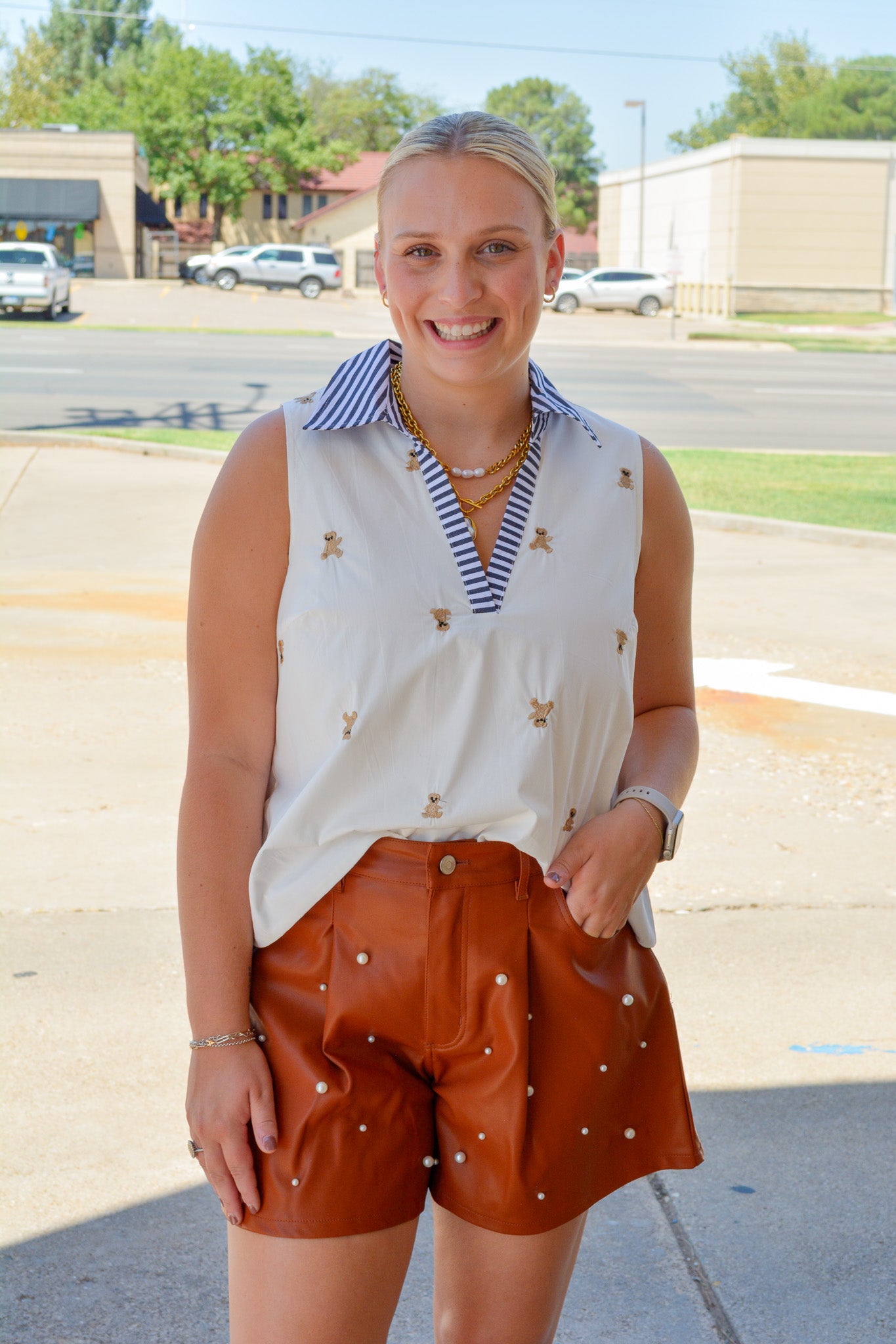 Sassy Chic Shorts - CAMEL