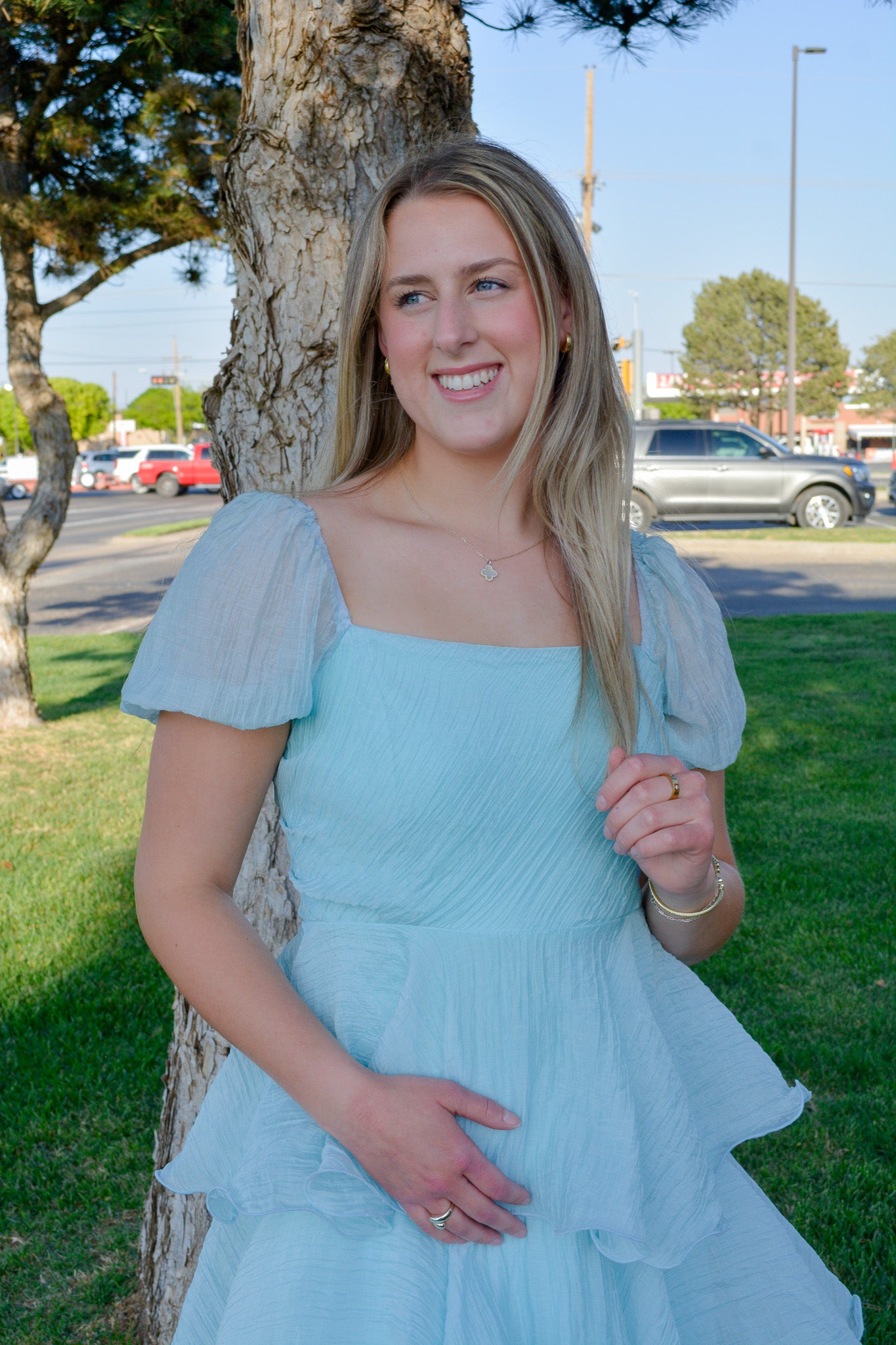 Runs Through the Lourve