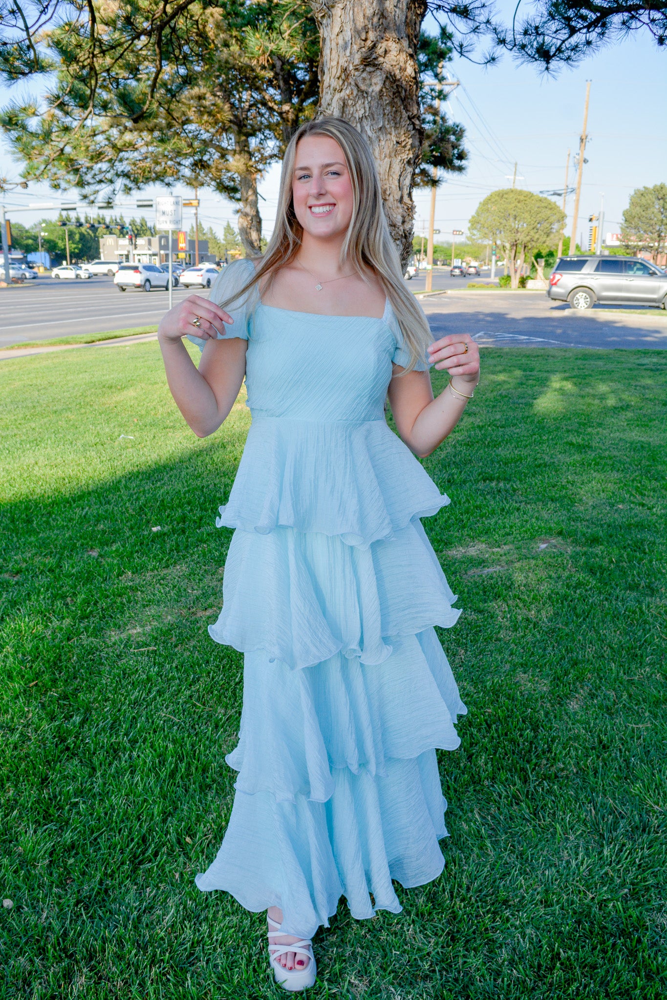 Runs Through the Lourve