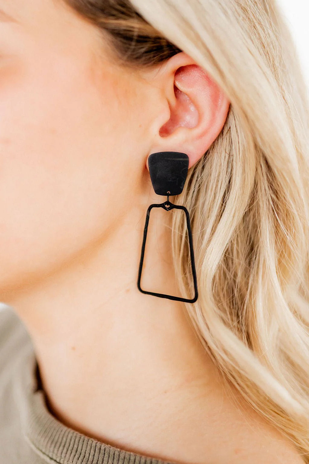 Kaelyn - True Black Earrings