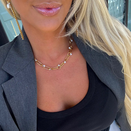 Elegant Jennifer Necklace by chansuttpearls featuring lustrous pearls and delicate chain for a sophisticated look.