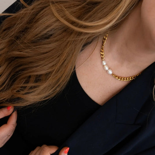 3 Pearl Necklace