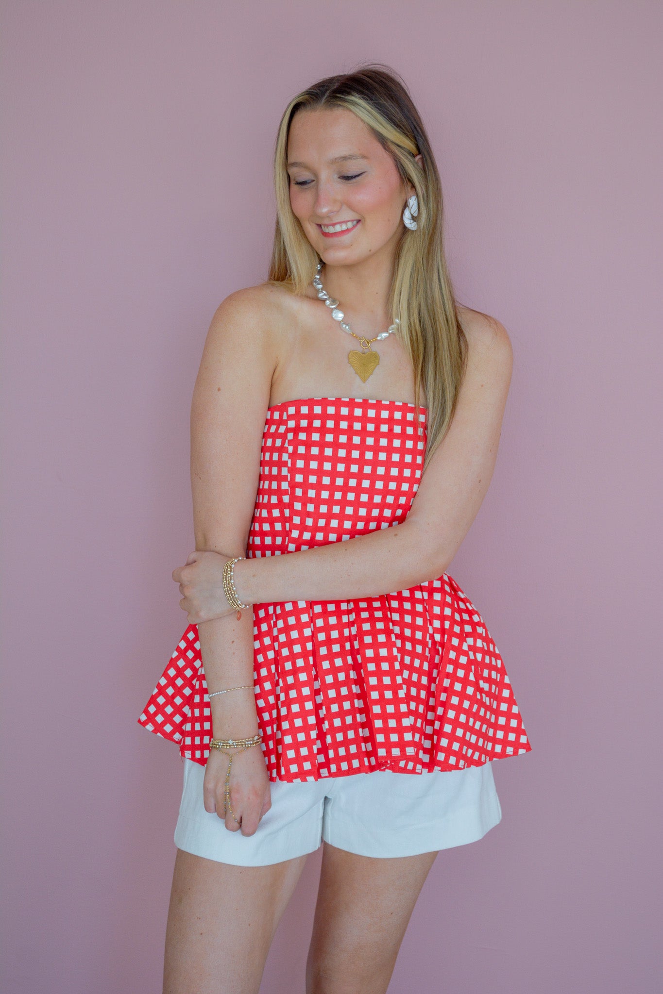 Entro Americana Darling strapless top in vibrant fabric, featuring a fitted design and off-shoulder style.