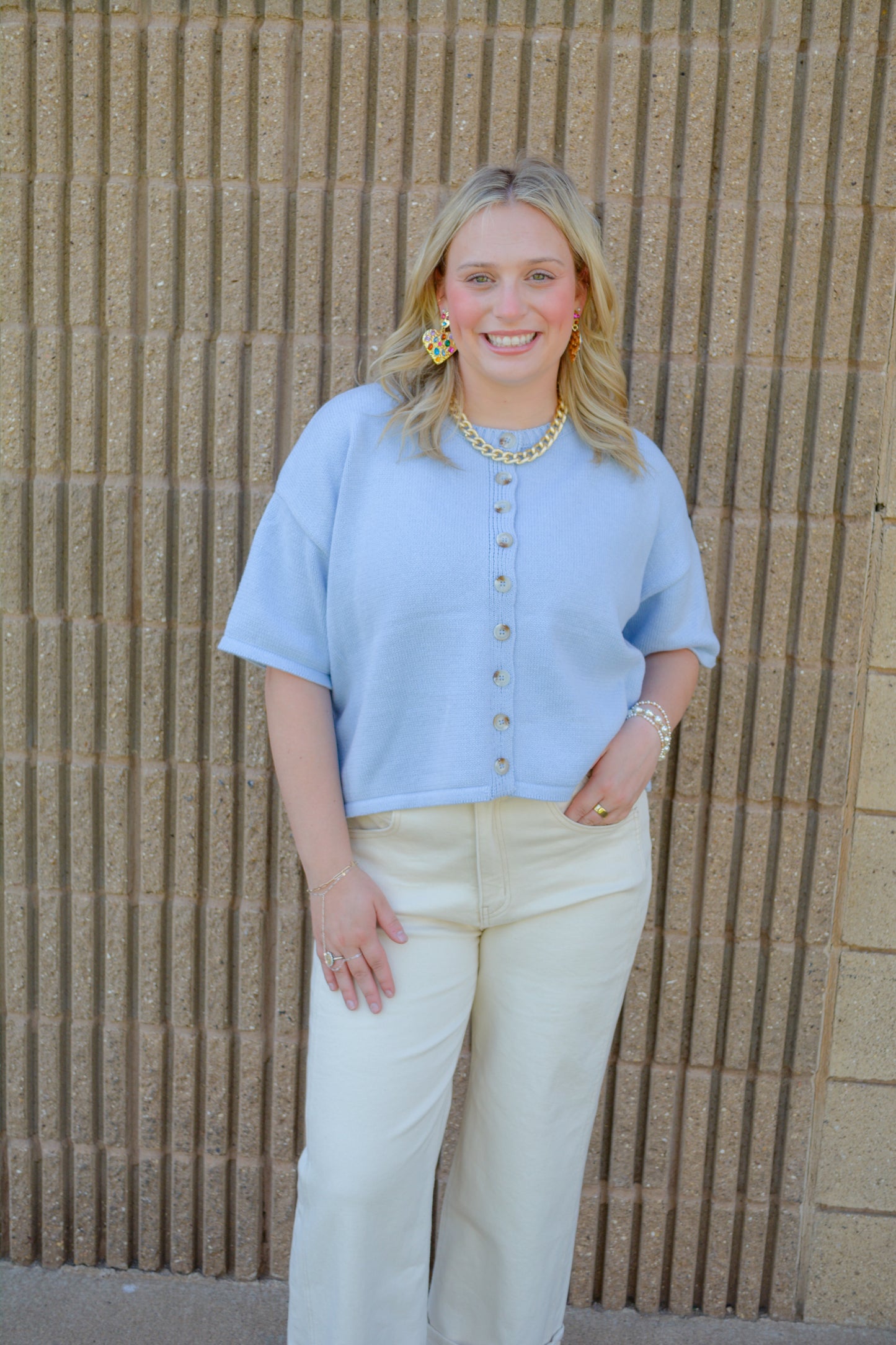 Wishlist Apparel Coastal Climate Top, front view showing lightweight fabric and casual fit in a natural outdoor setting.