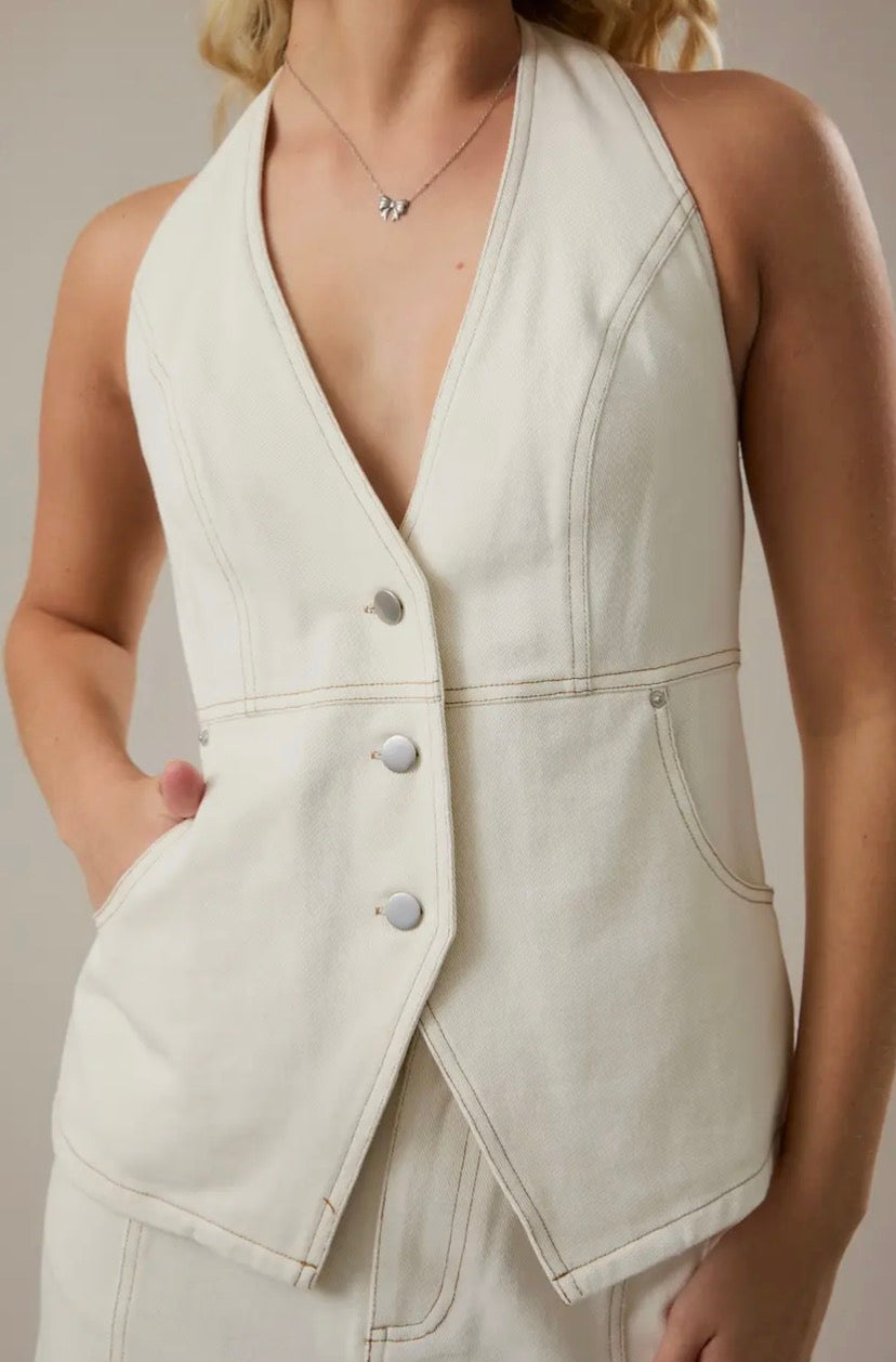 LE LIS Cream Coast Halter Top in soft fabric, featuring a stylish halter neckline and casual fit, worn by a model.