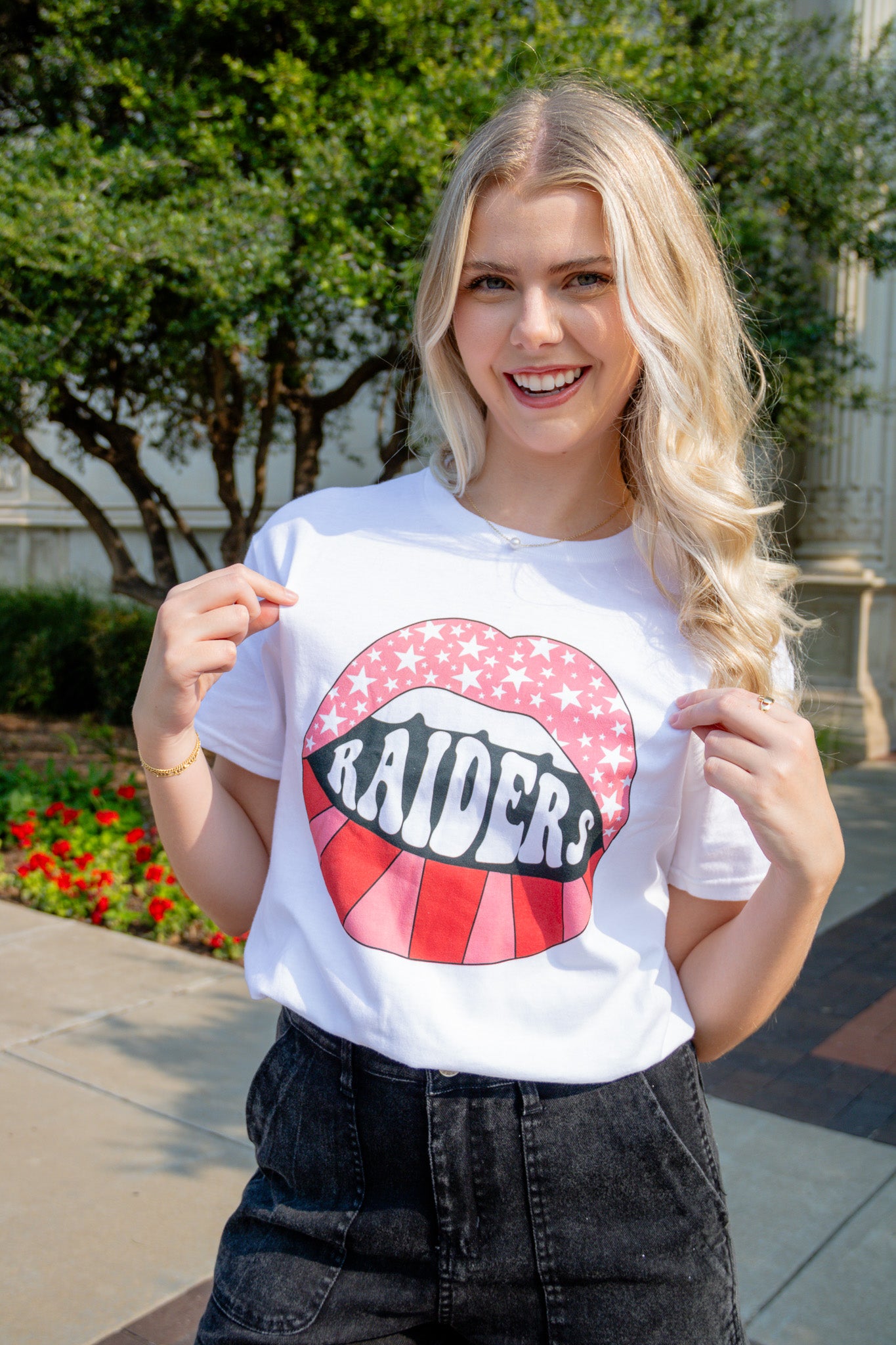 Raiders Lip Graphic Tee