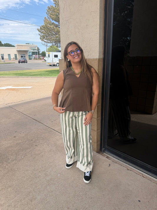 Sagebrush Stroll Barrel Jeans