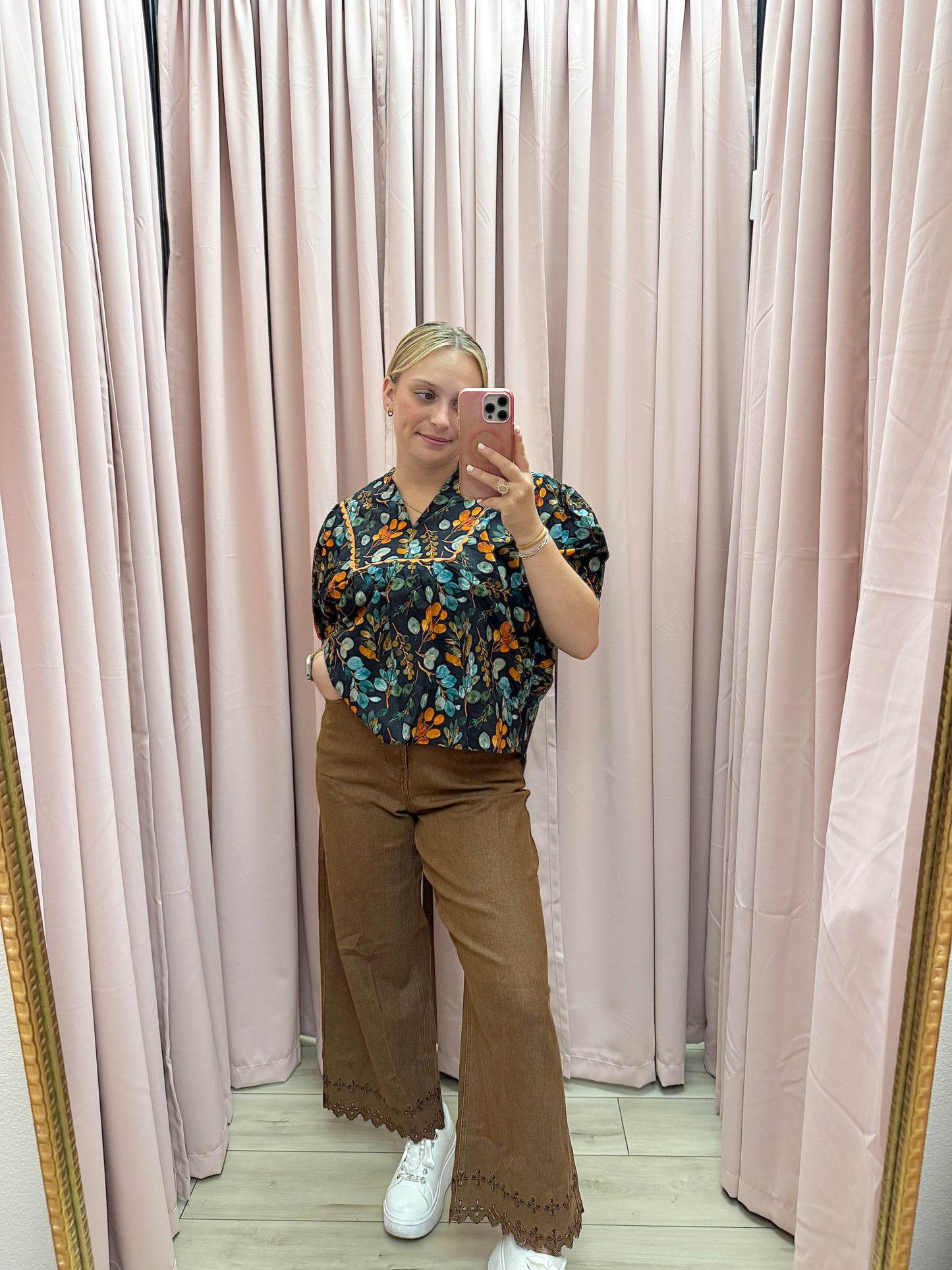 Falling Petals Jeans - BROWN