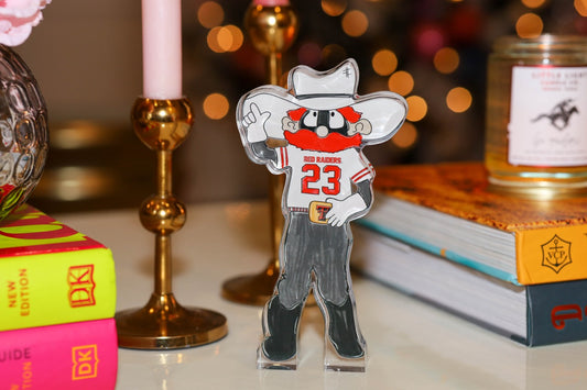 Raider Red Shelfie